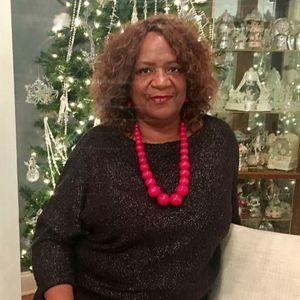 Meet your Posher, Lillie